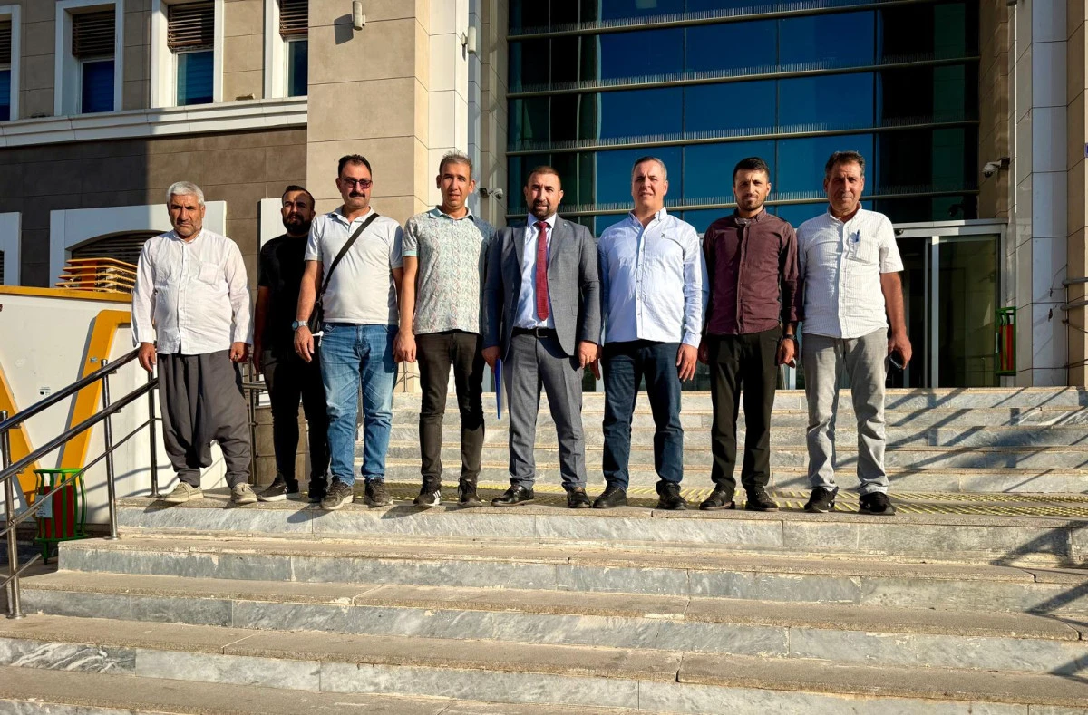 İYİ Parti Siverek İlçe Başkanı ve Yönetimi Mazbatalarını Aldı