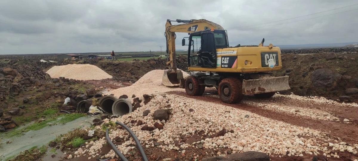 Şanlıurfa&rsquo;da Selin Yaraları Sarılıyor: B&uuml;y&uuml;kşehir Ekipleri Sahada