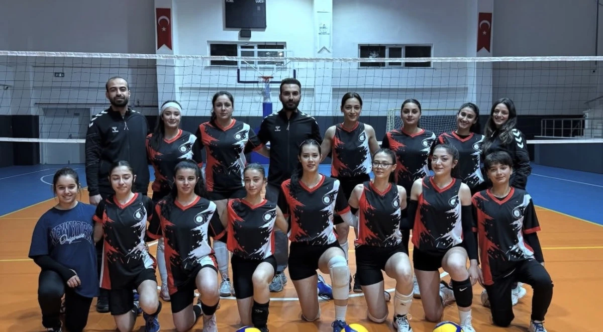 Siverek Belediyespor’un ardından kadın voleybol takımı da ligden çekildi