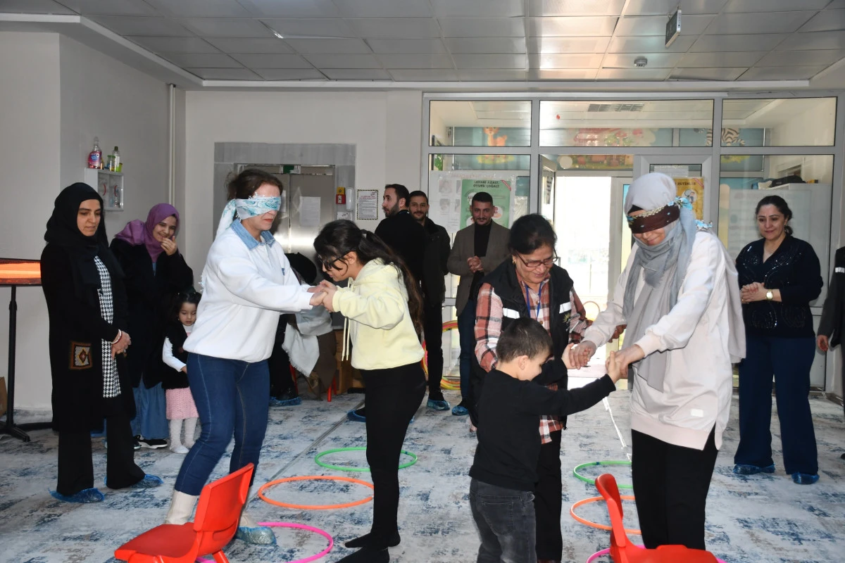 Siverek&rsquo;te Anne-&Ccedil;ocuk At&ouml;lyesi Etkinlikleri S&uuml;r&uuml;yor