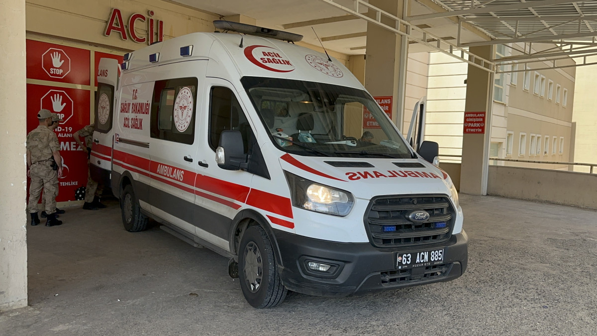 Siverek’te balkondan düşen çocuk hayatını kaybetti  