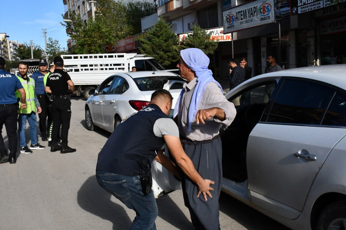 Siverek’te asayiş ve trafik denetimleri sıkılaştırıldı